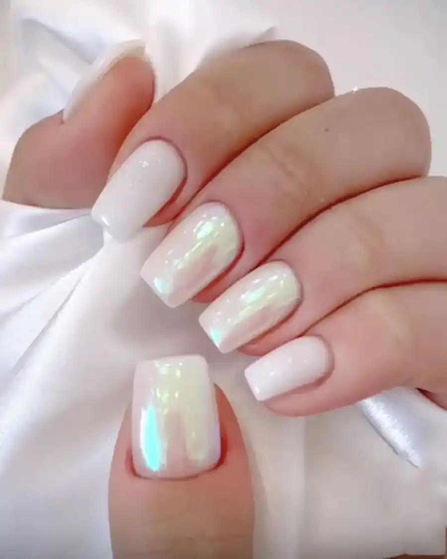 ژلیش ناخن سفید کروم