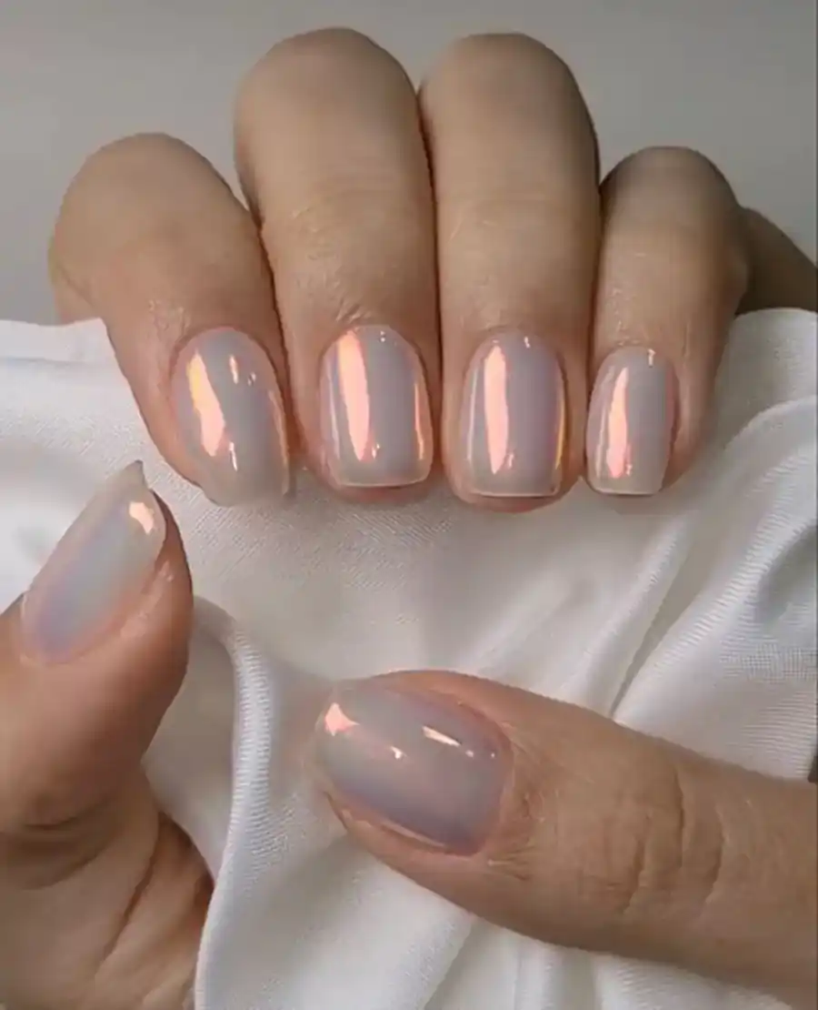 ژلیش ناخن سفید کروم