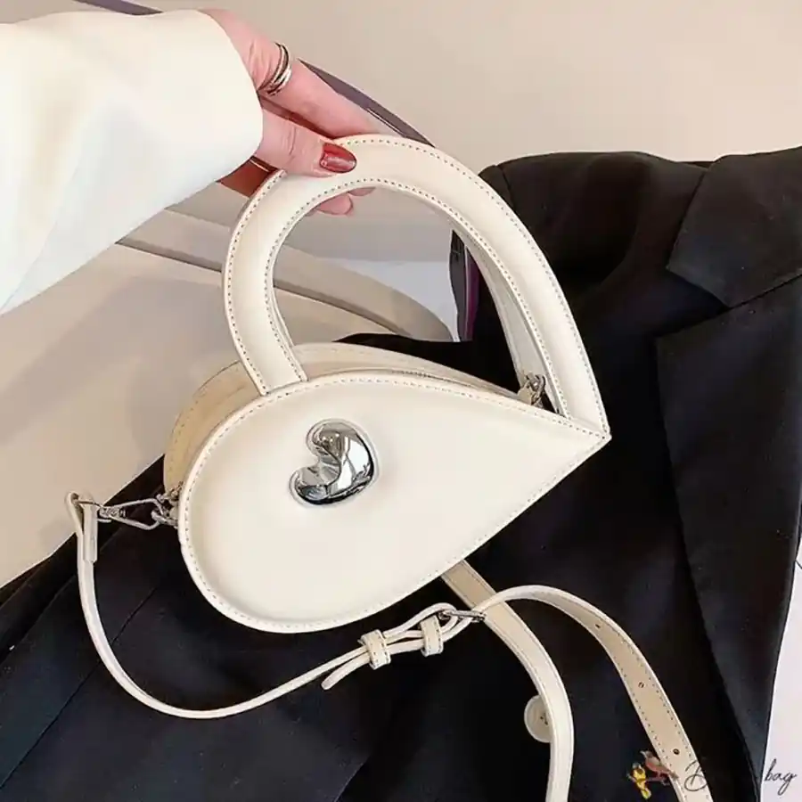 کیف شانه ای طرح قلب