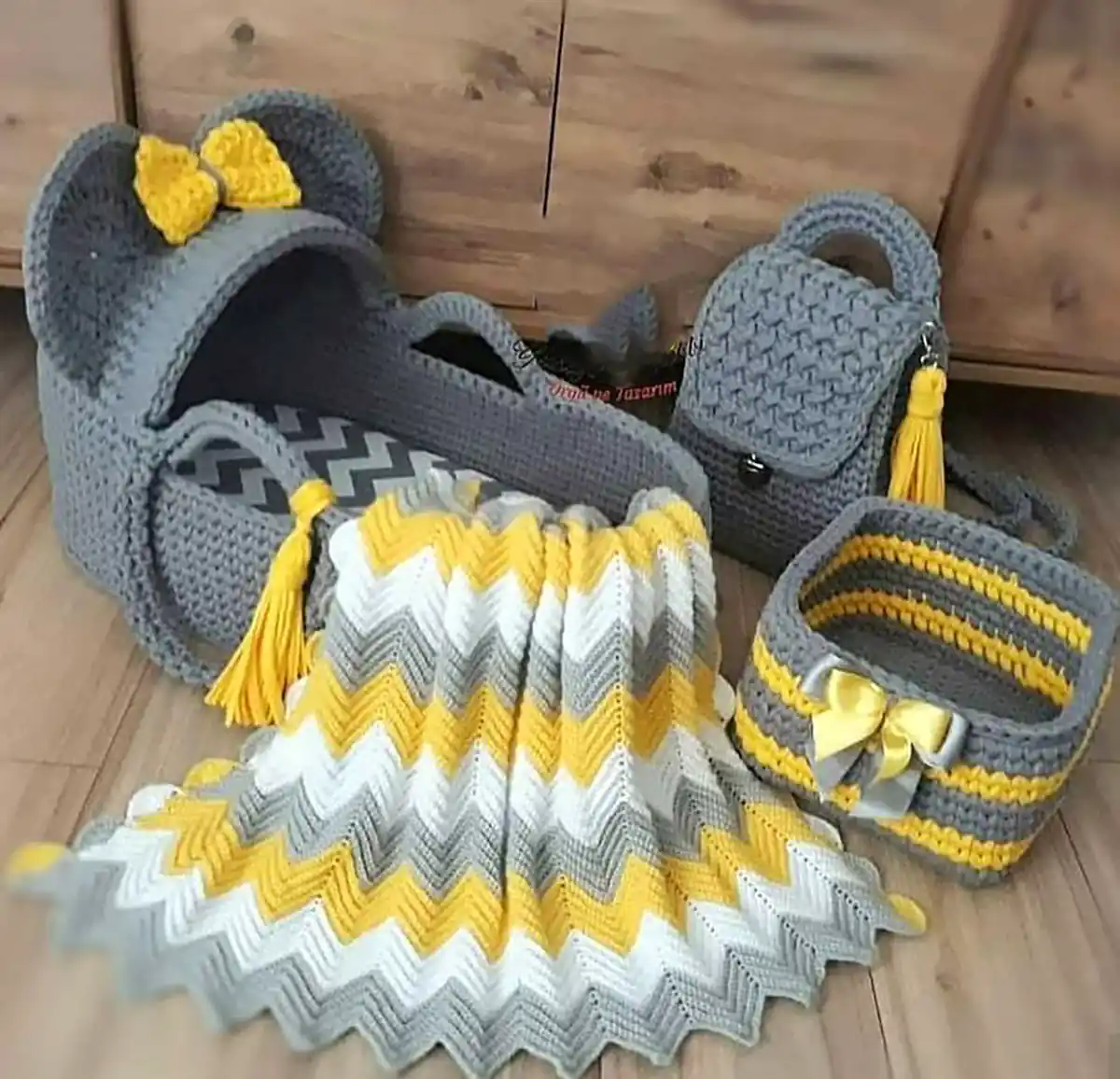 ست پتوی نوزاد قلاب بافی