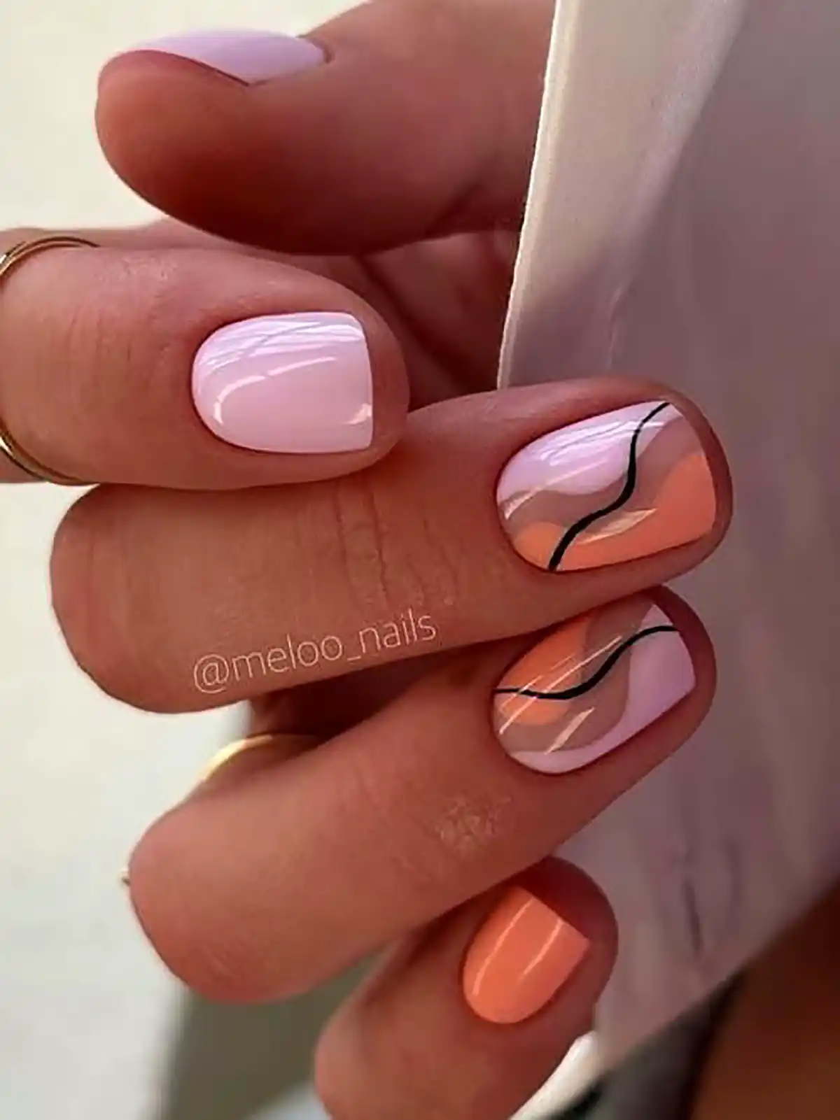 طراحی ناخن پاستلی شبرنگ