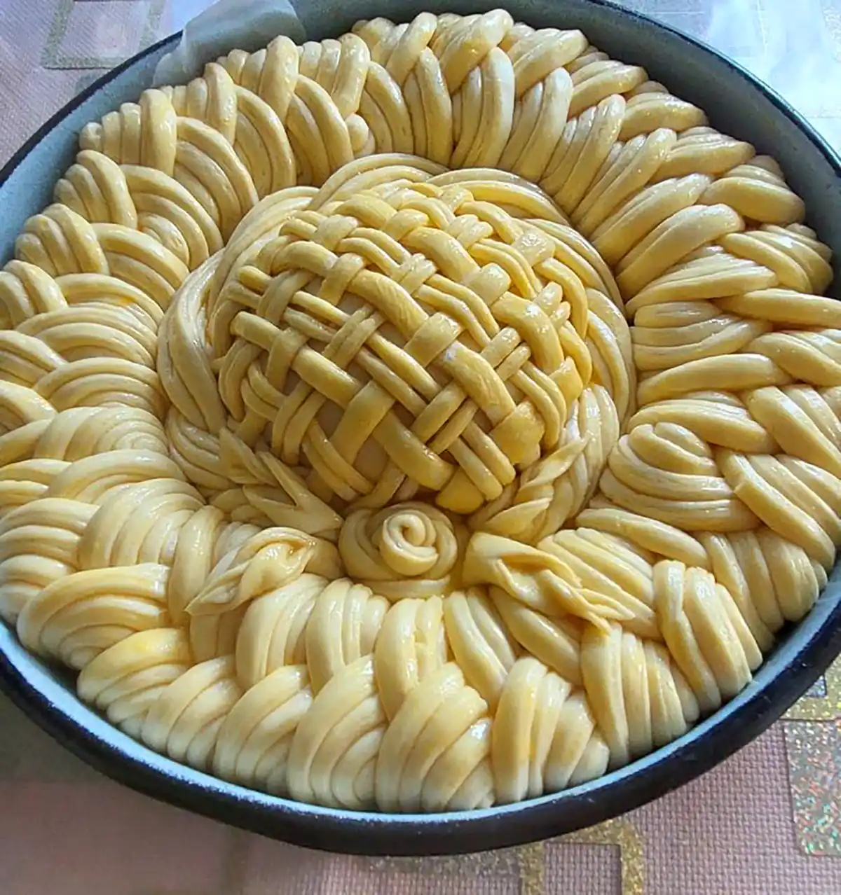 دیزاین جذاب و مختلف حلوا مجلسی