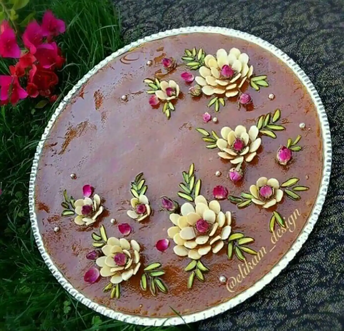دیزاین جذاب و مختلف حلوا مجلسی