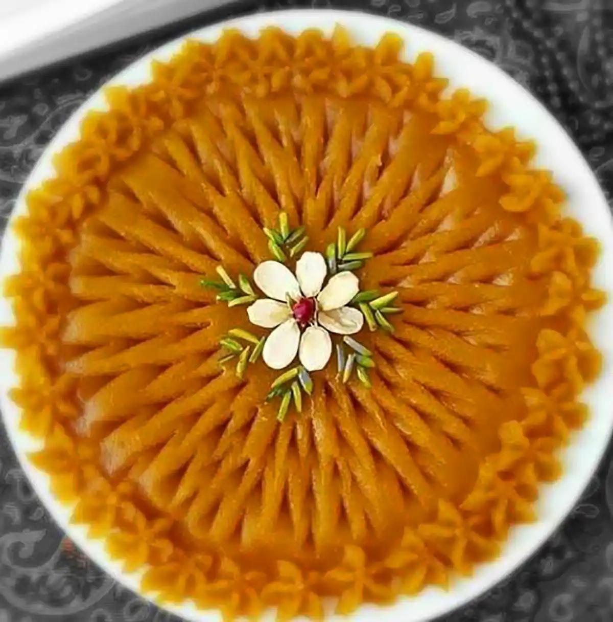 دیزاین جذاب و رسمی حلوا مجلسی