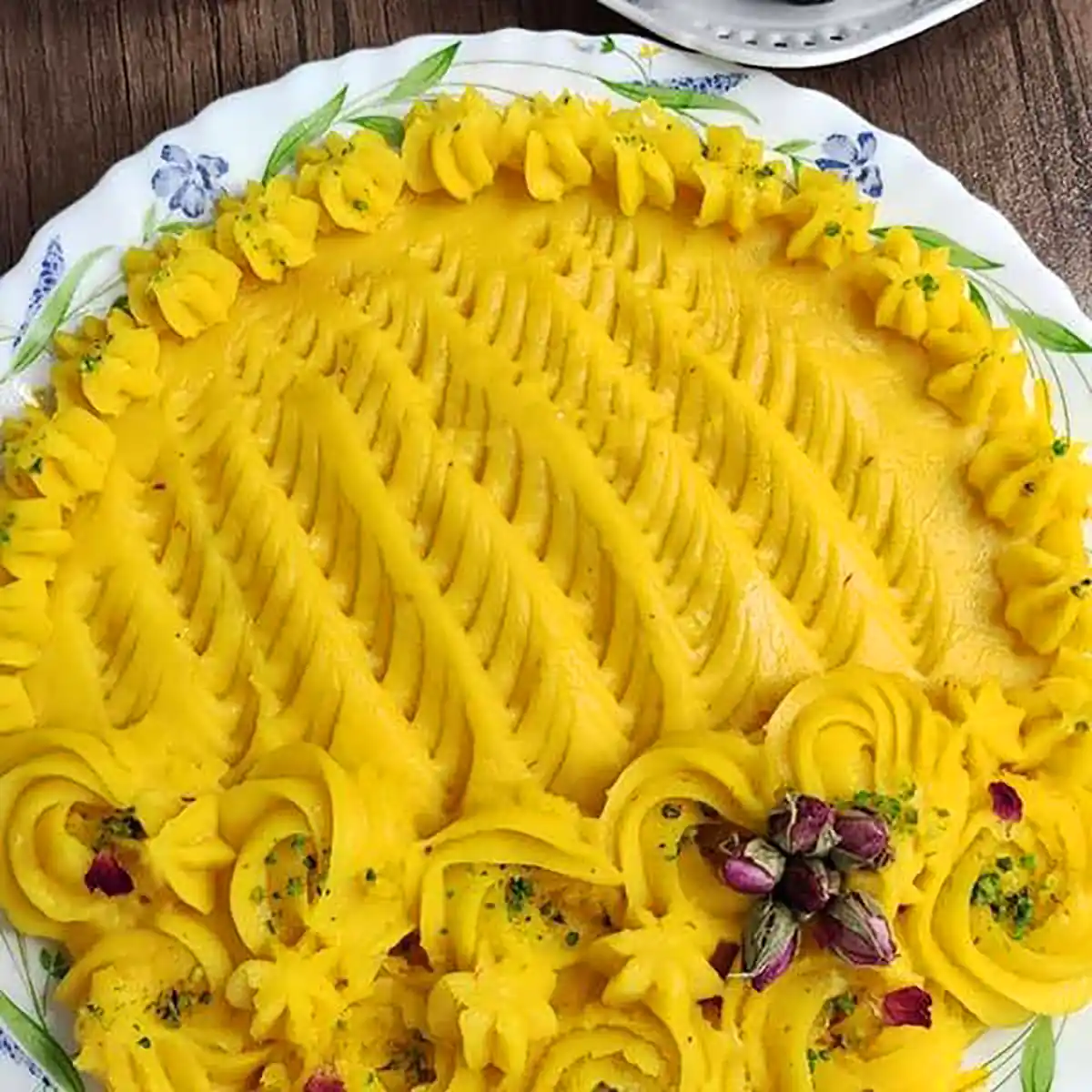 دیزاین خانگی و اصیل حلوا مجلسی