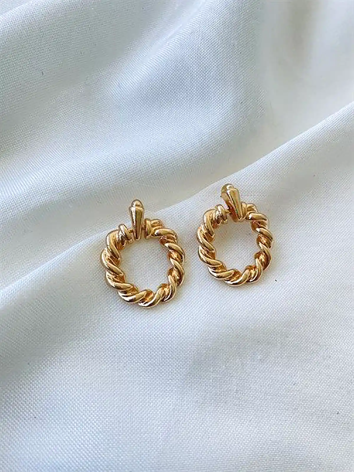 گوشواره طلای سبک و ظریف