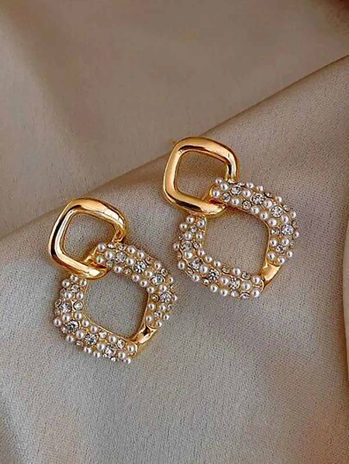 گوشواره طلای سبک و ظریف