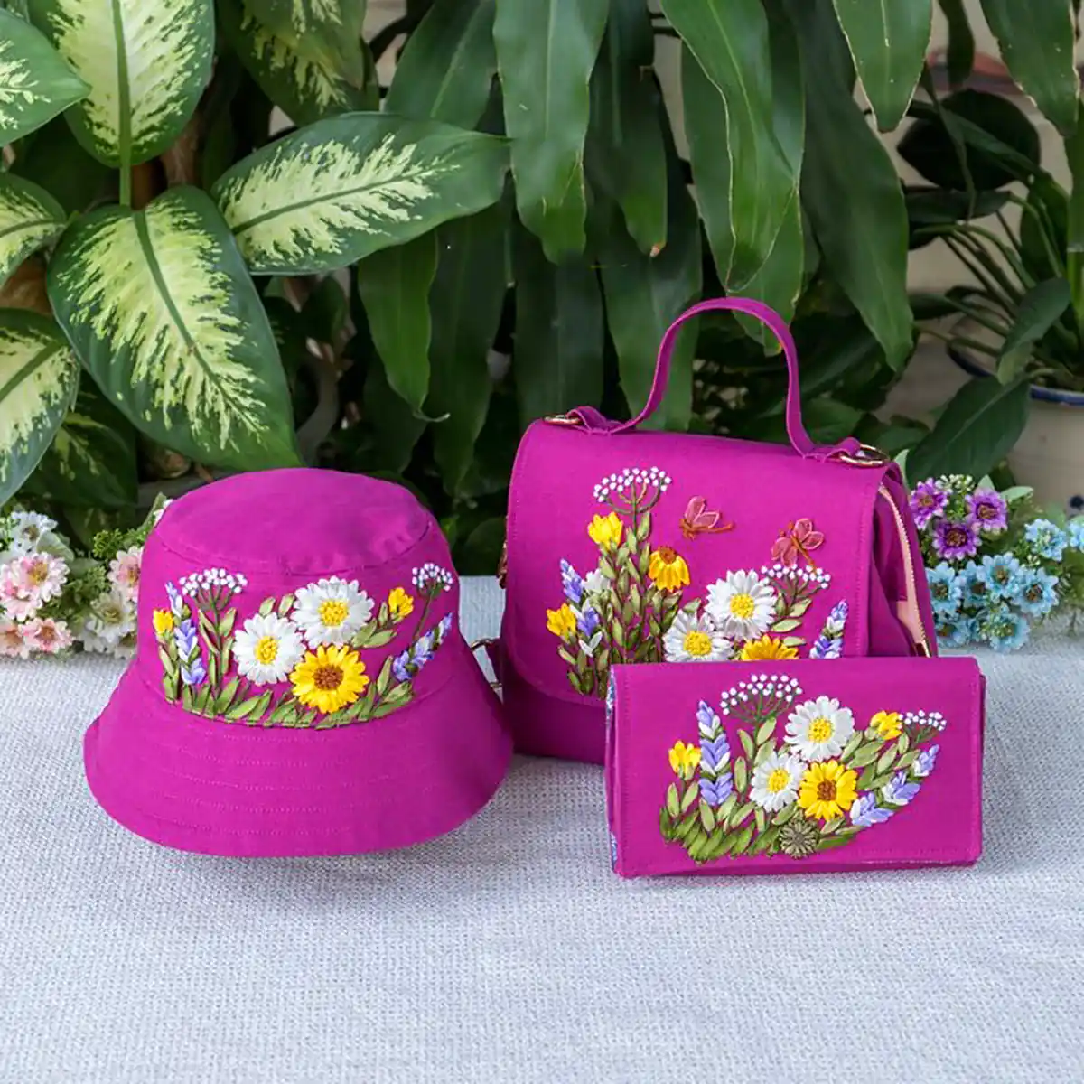 کیف روبان دوزی شده