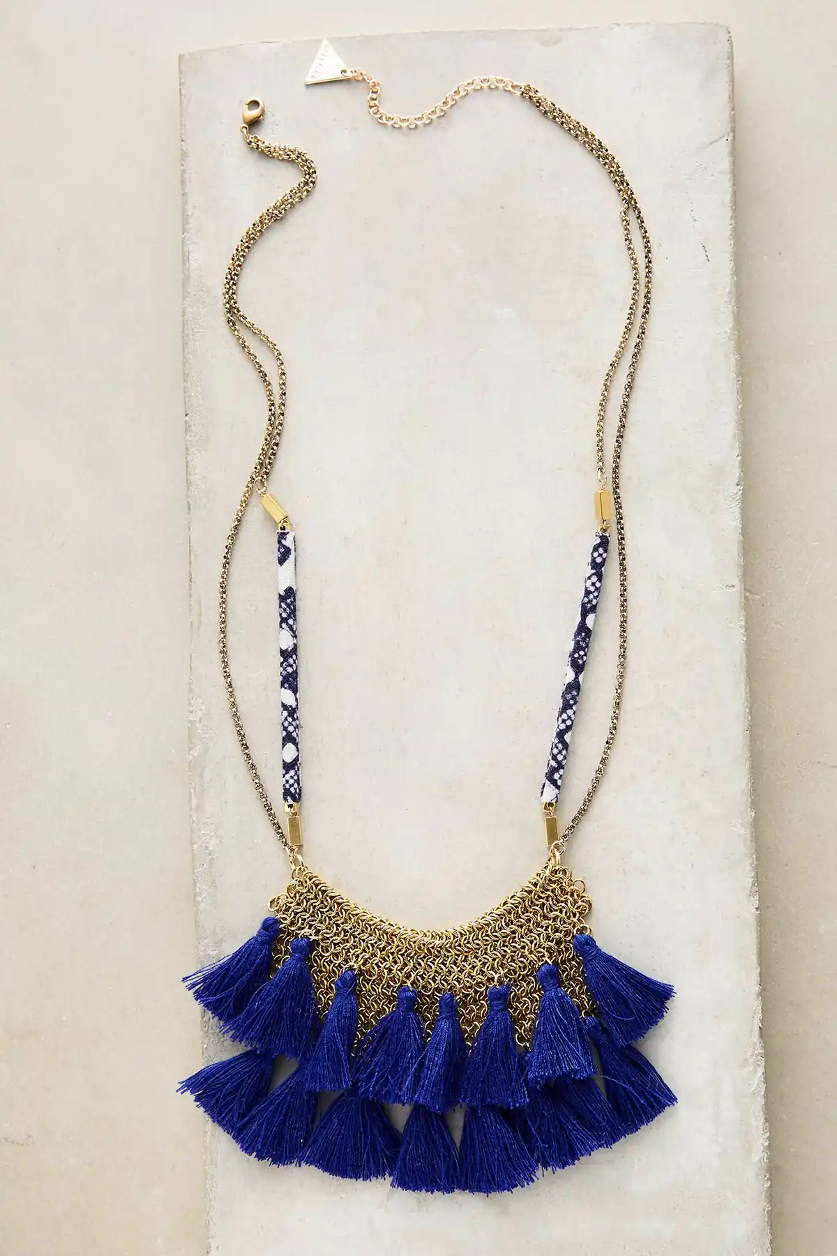 گوشواره منگوله‌ای بوهو