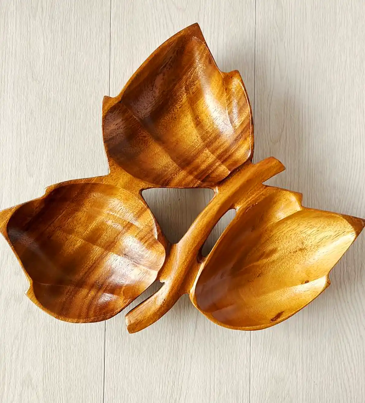 اردو خوری چوبی لوکس