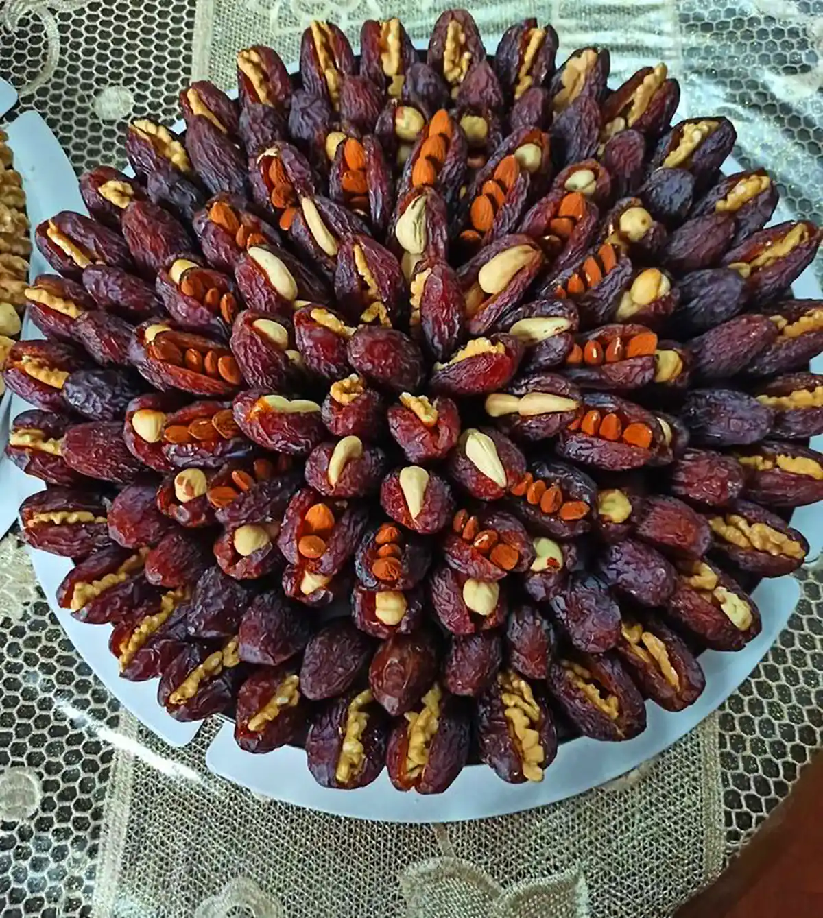 تزئین حرفه ای خرما مجلسی