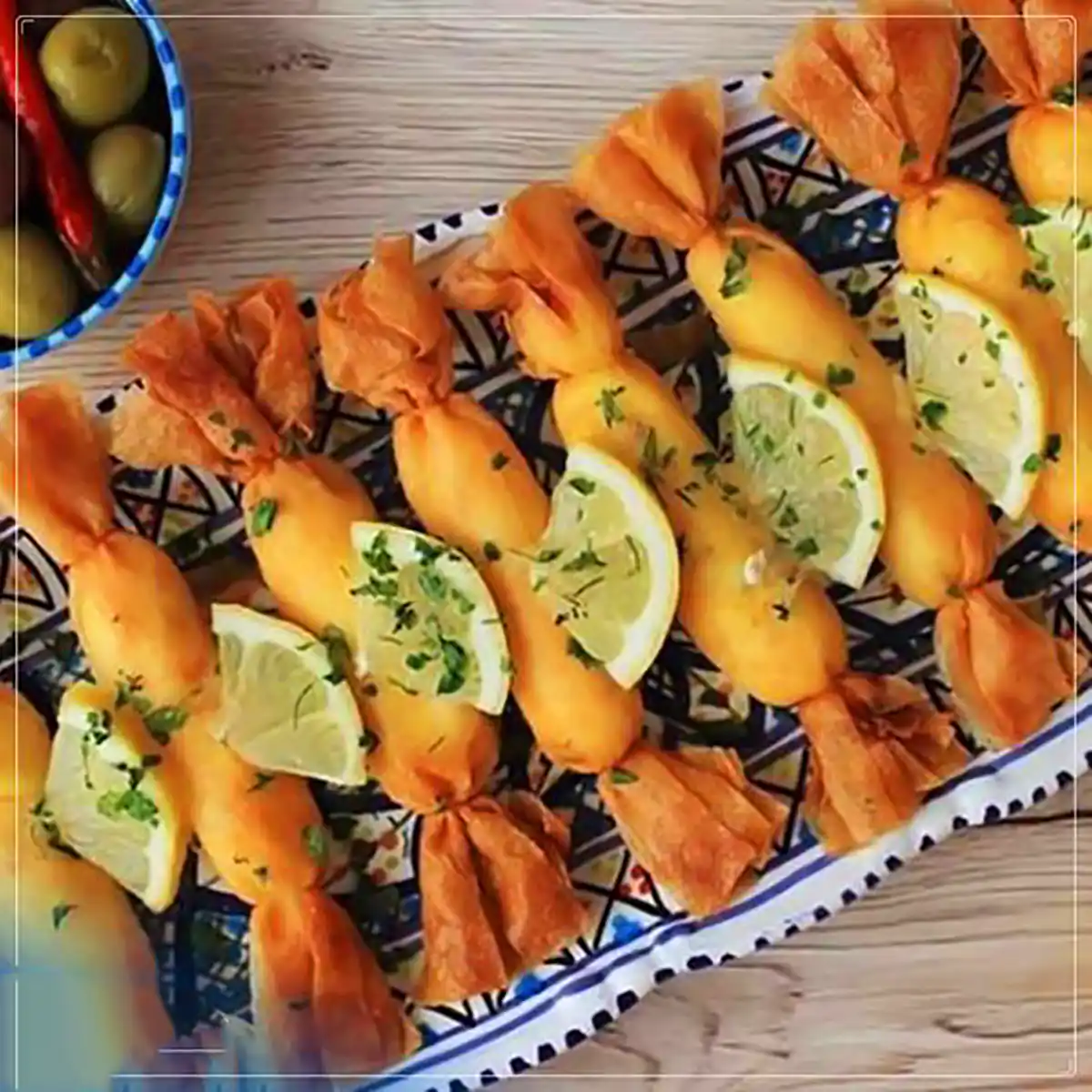 تزئین سمبوسه مجلسی 
