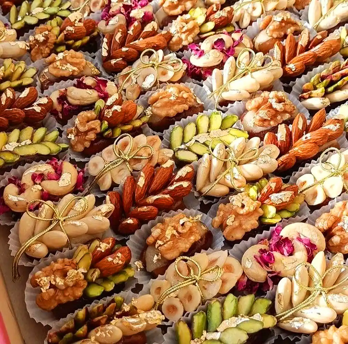 تزئین شیک و خلاقانه خرما مجلسی