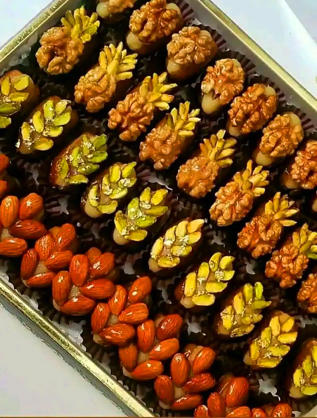 تزئین شیک و خلاقانه خرما مجلسی