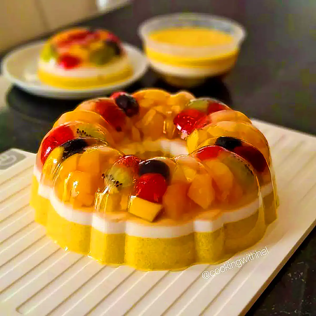دسر ژله قالبی مجلسی