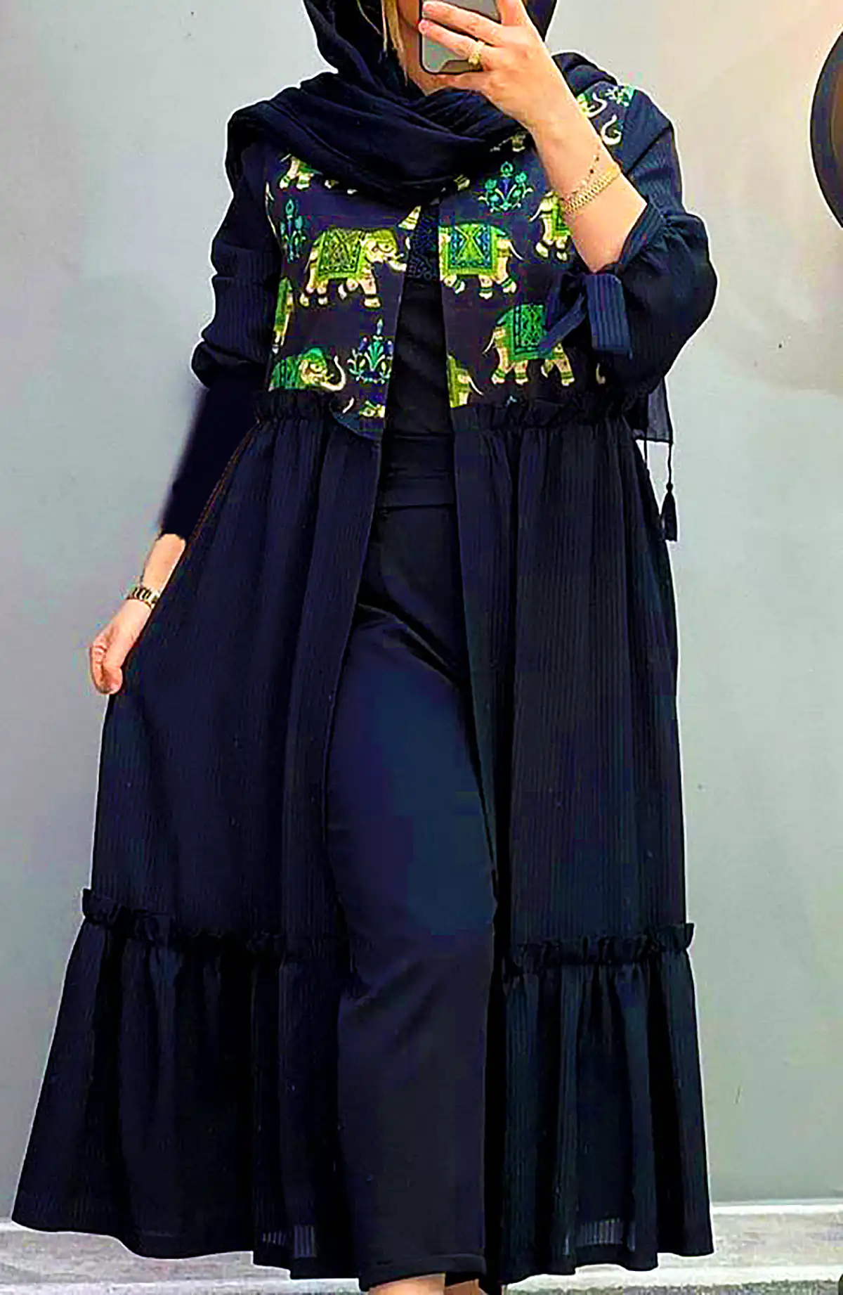 مانتو مشکی چین دار