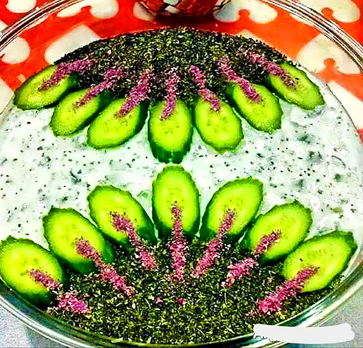 دیزاین ماست و خیار شیک و حرفه ای