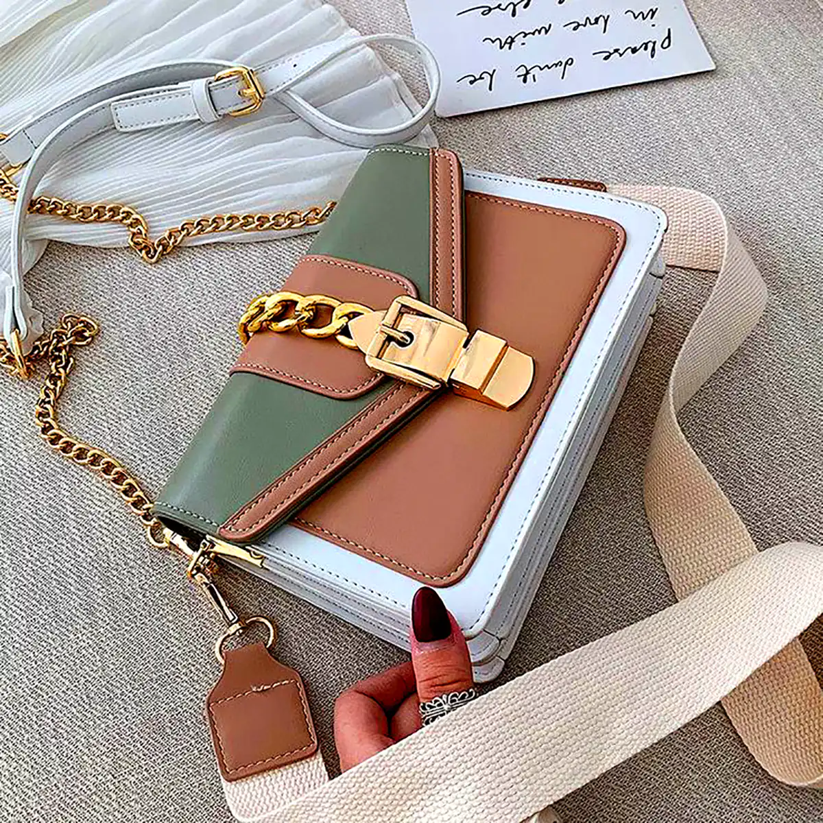 کیف دوشی ساده و خاص