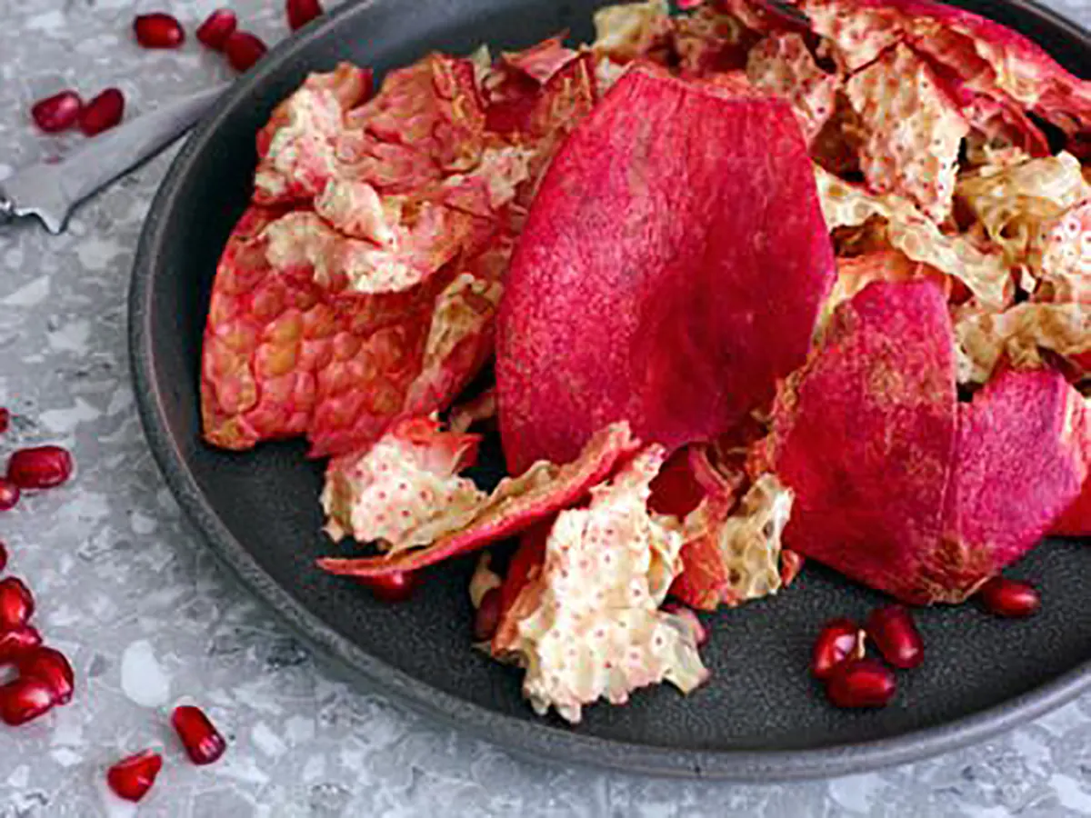 خواص پوست انار برای معده