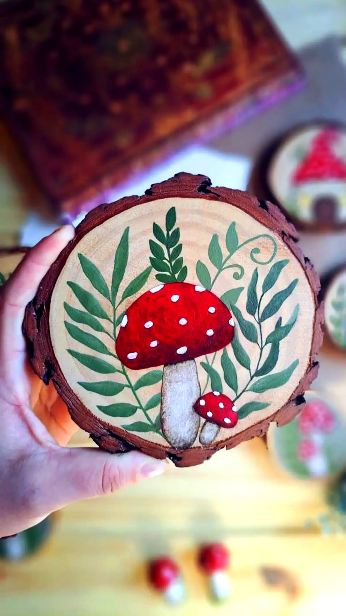 آویز چوبی ماشین