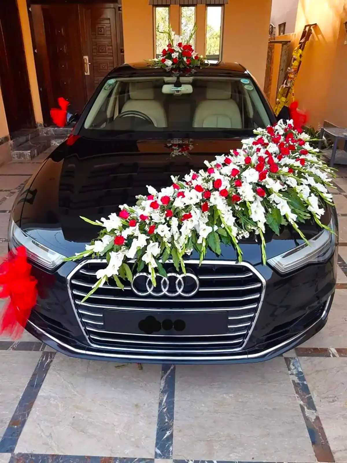گل آرایی ماشین عروس