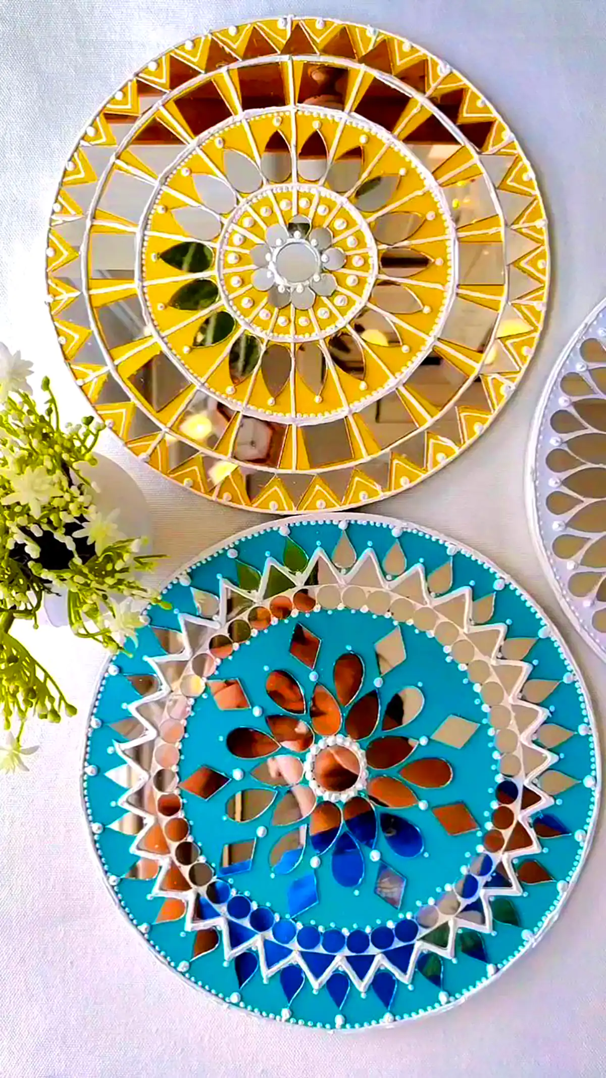 دیوار کوب رنگی دستساز