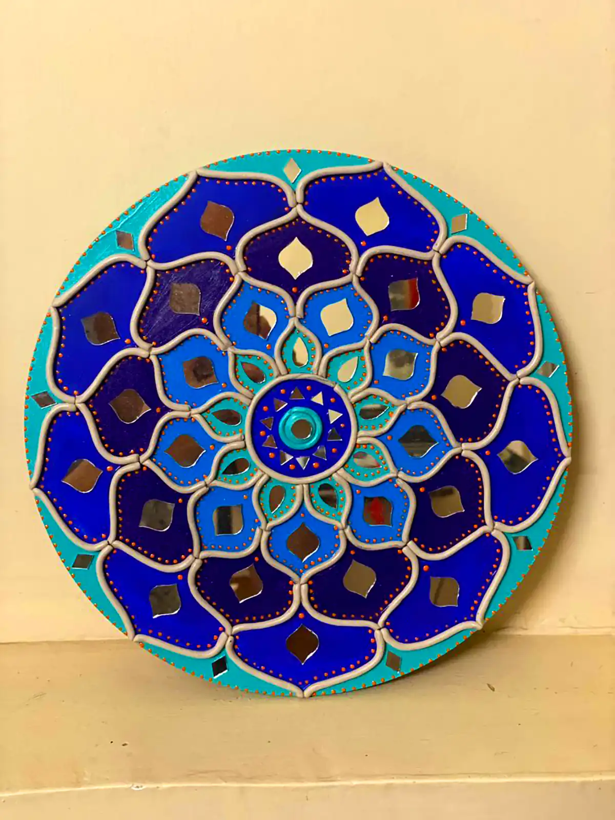 دیوار کوب رنگی دستساز