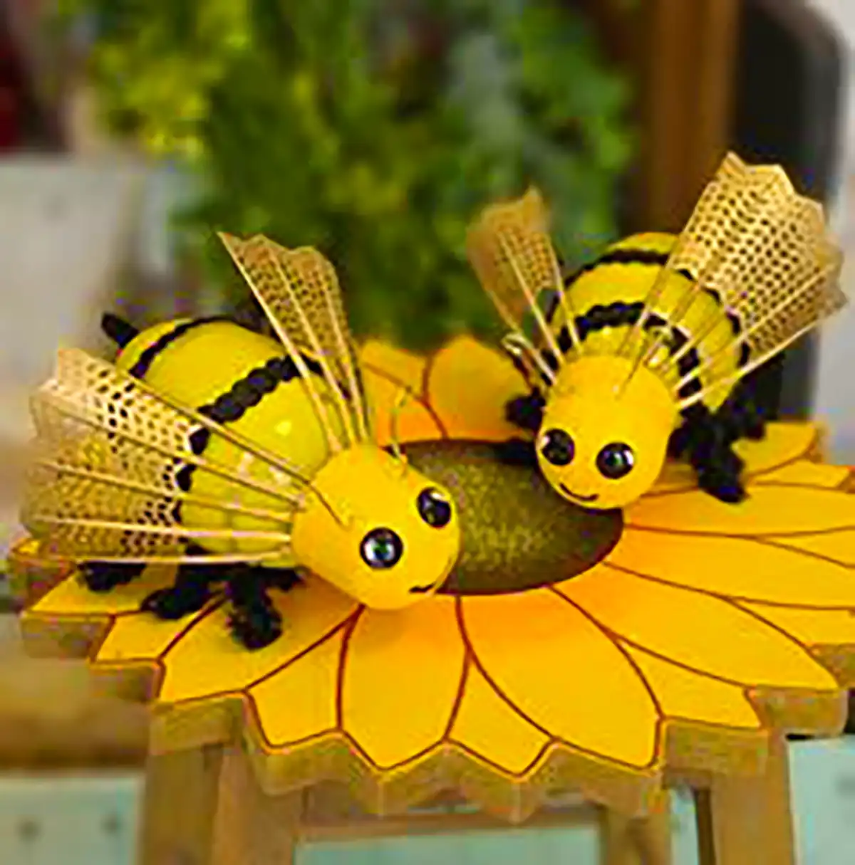 زنبور عسل دکوری رومیزی