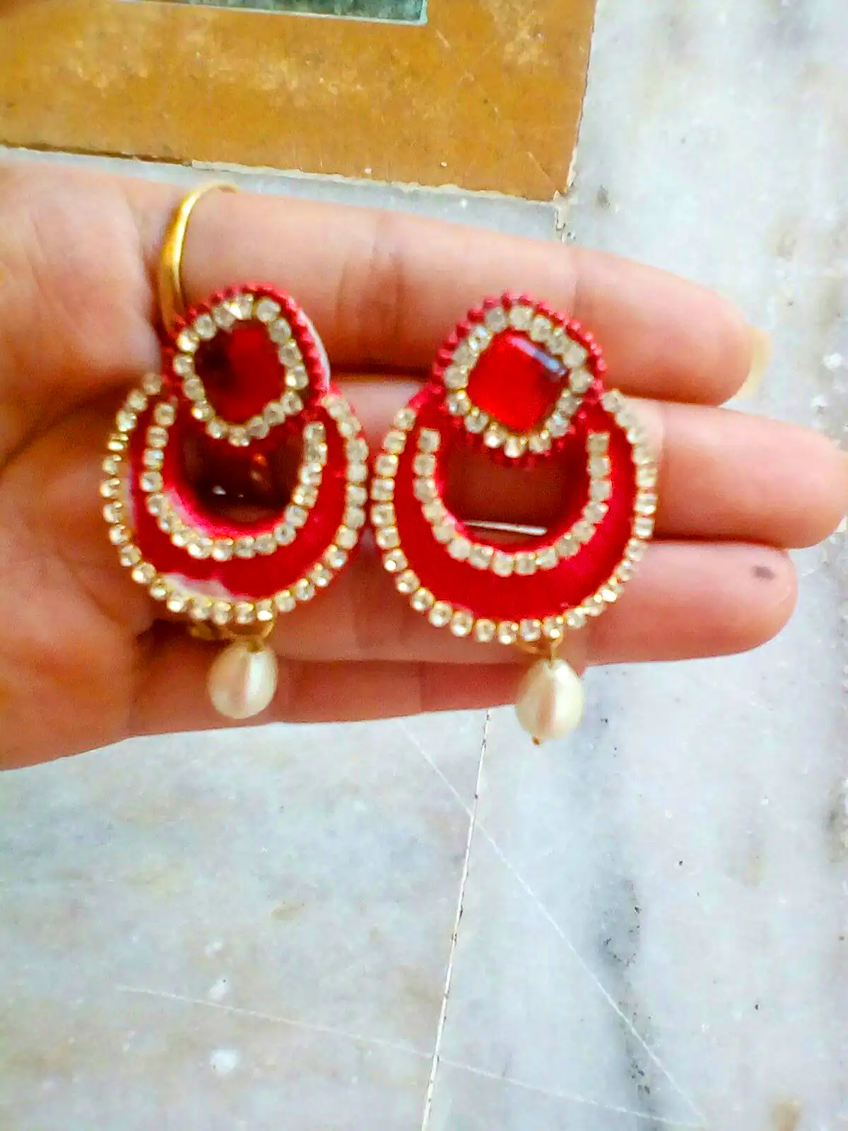 گوشواره رنگی محلی