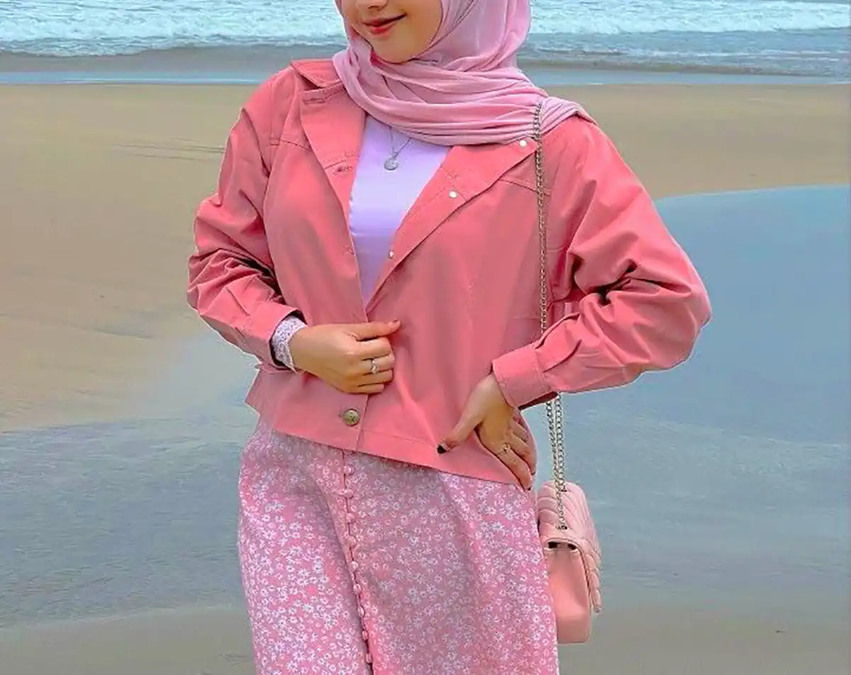 مانتو پارچه ای درجه یک با دوخت تمیز