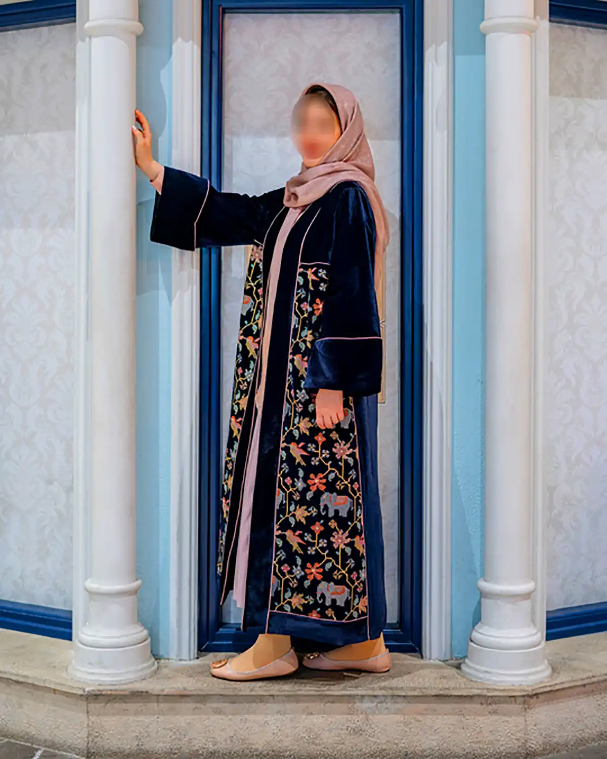 مانتو پوشیده مدرن