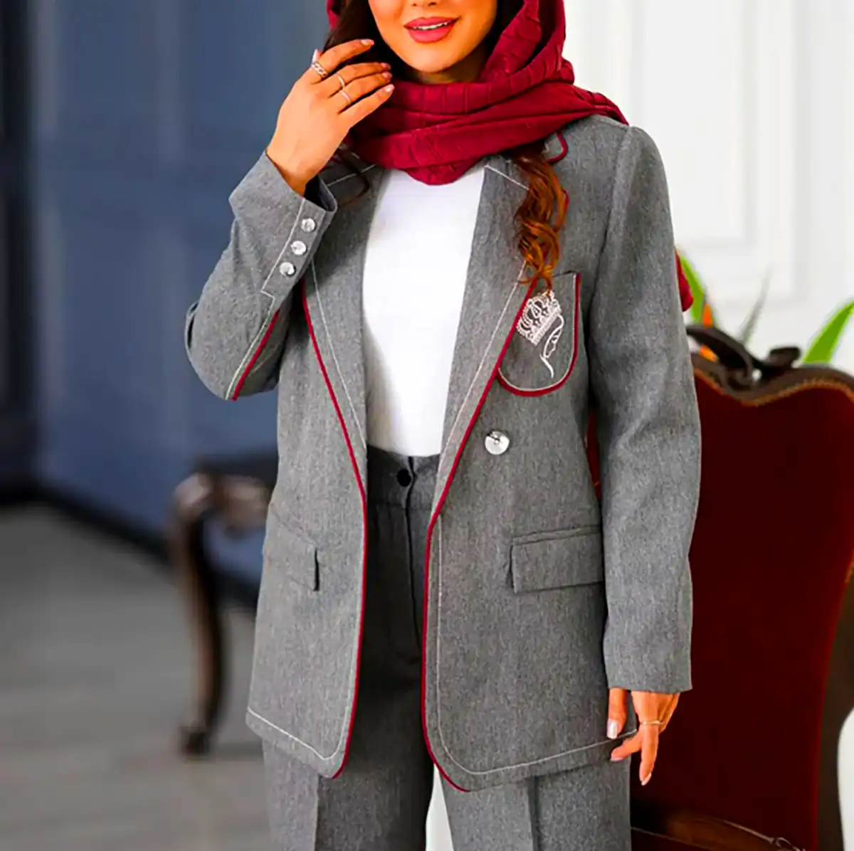 مانتوی ترندی پائیزه کلاسیک