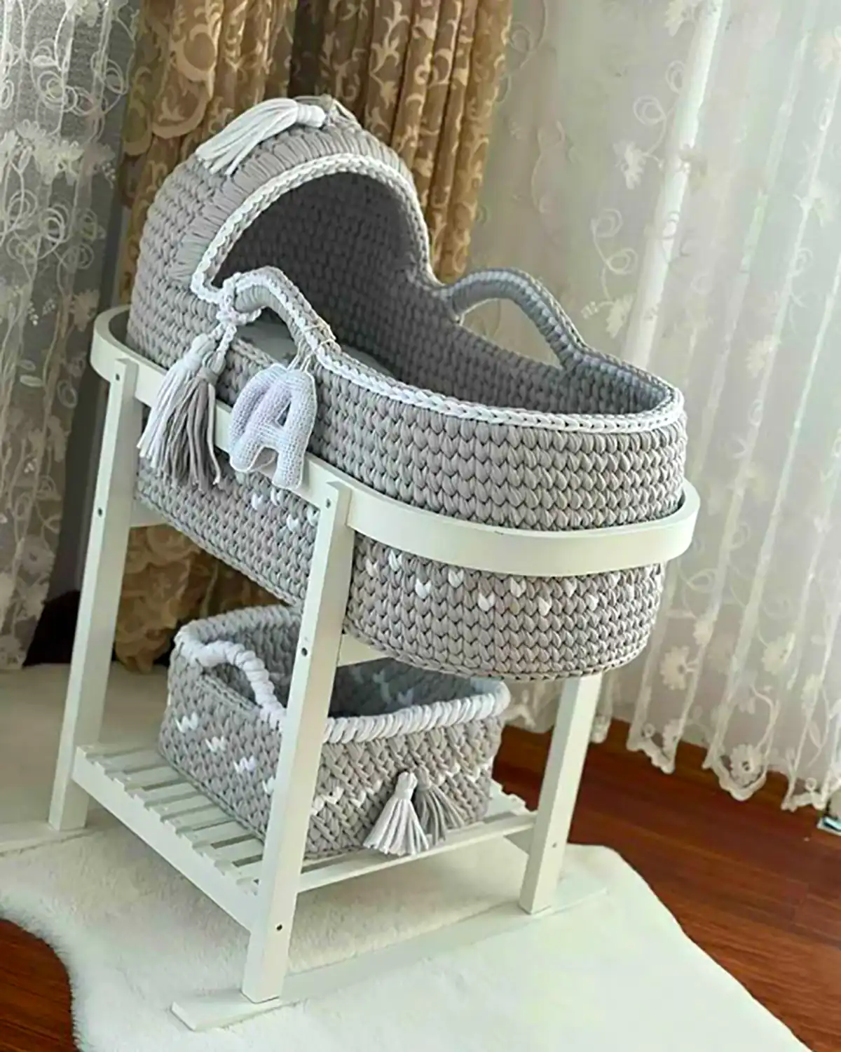 سبد نوزاد بافتنی حصیری