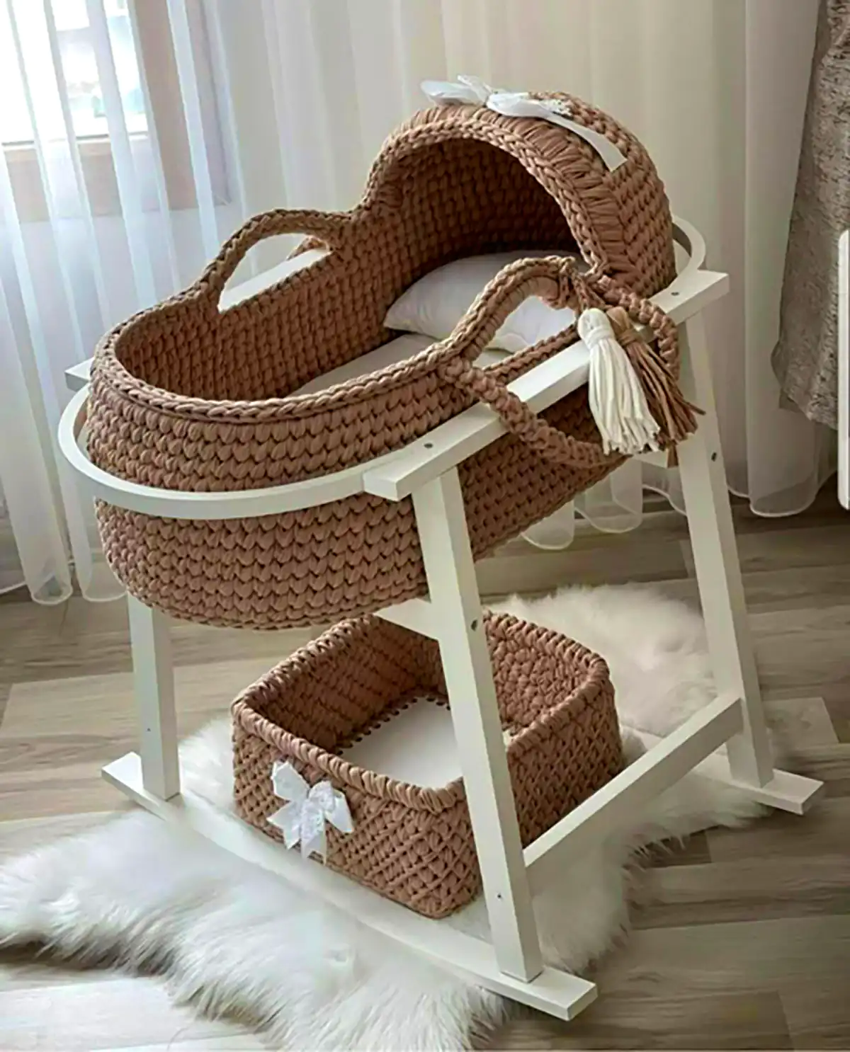 سبد نوزاد بافتنی حصیری