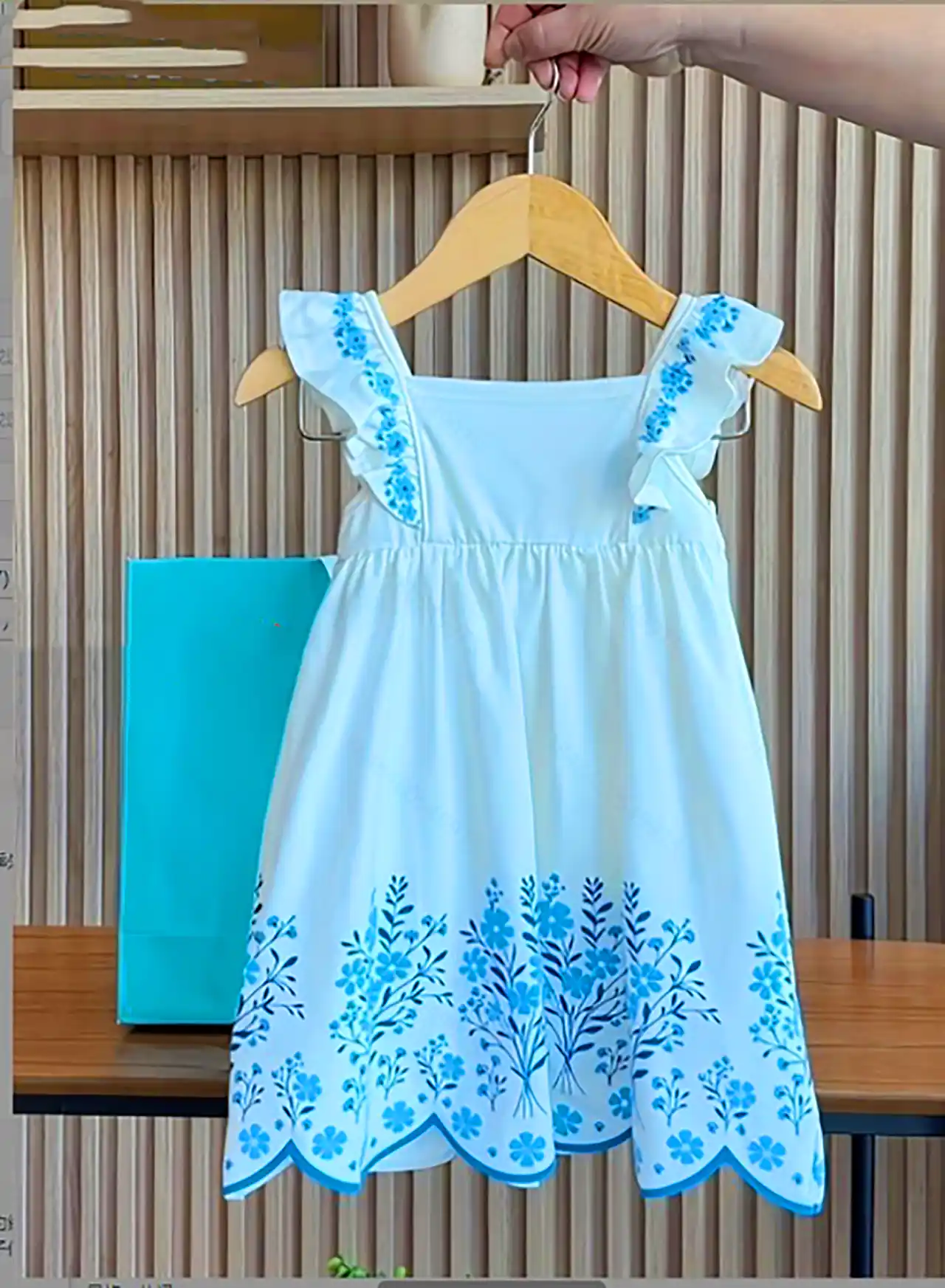 پیراهن شیک و عروسکی بچگانه 