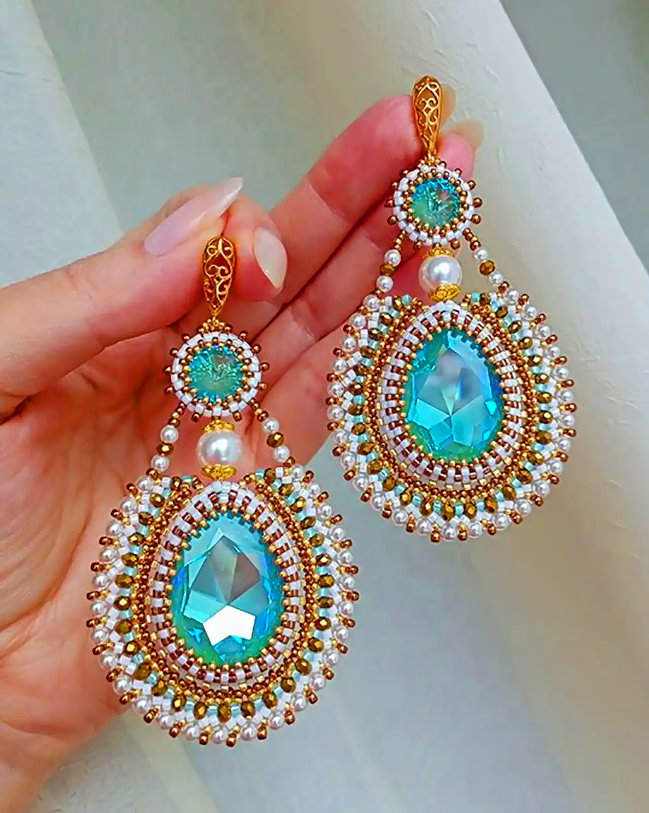 گوشواره دستساز خاص و مدرن
