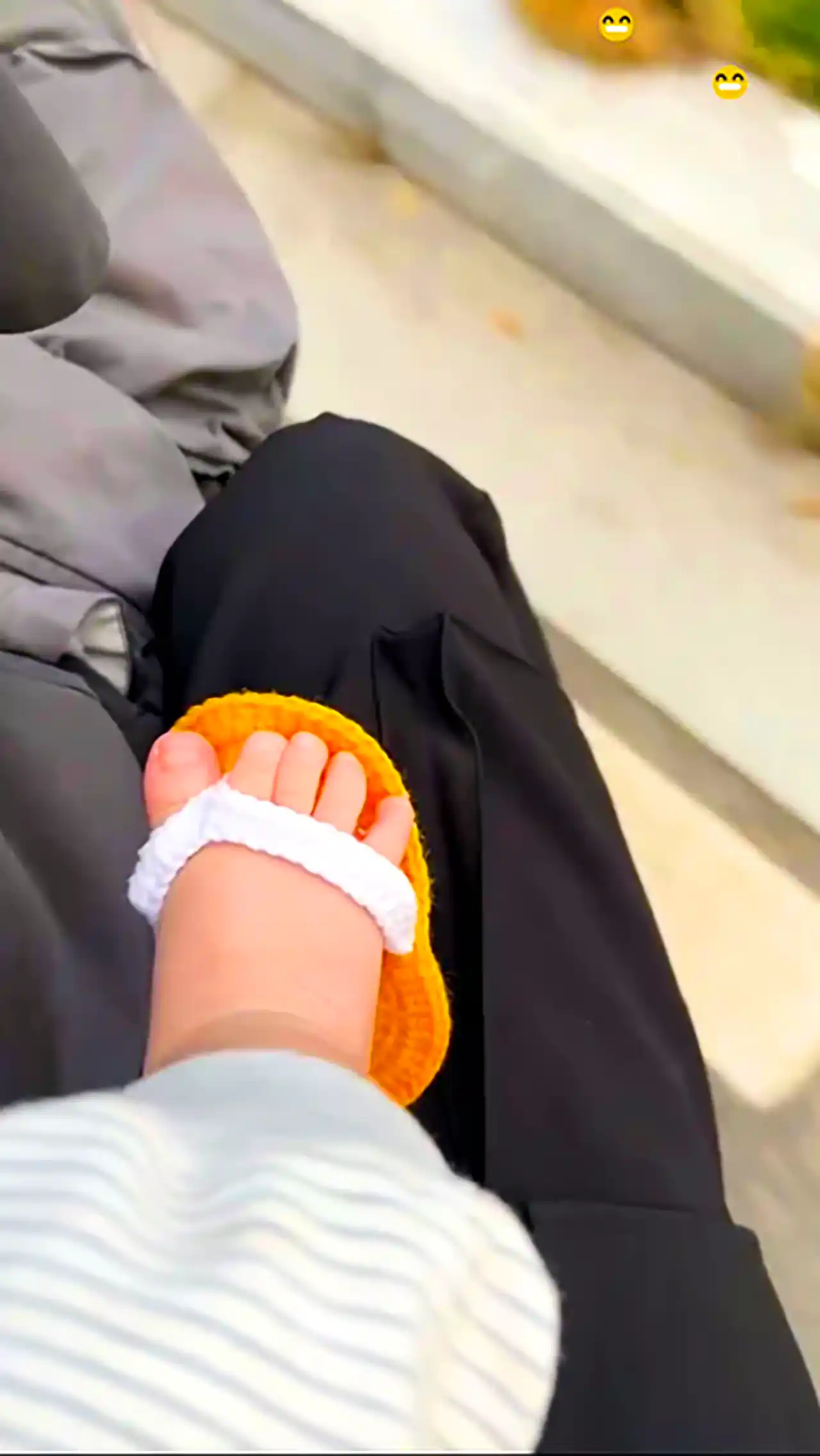 کفش بافتنی نوزاد