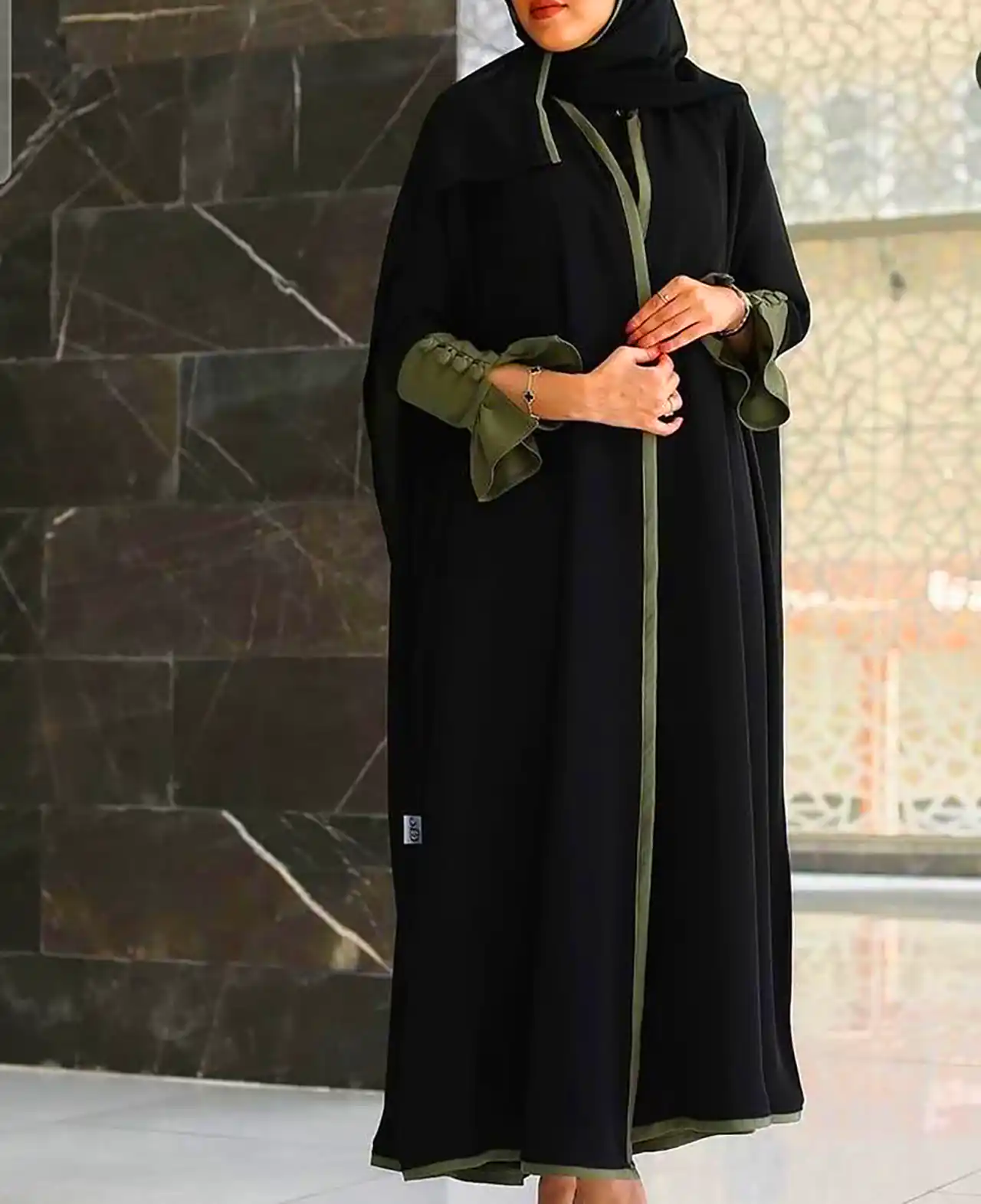 مانتو عبایی برند ایرانی