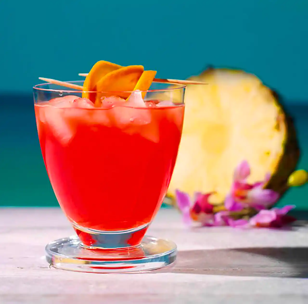 سرو نوشیدنی خوشرنگ 