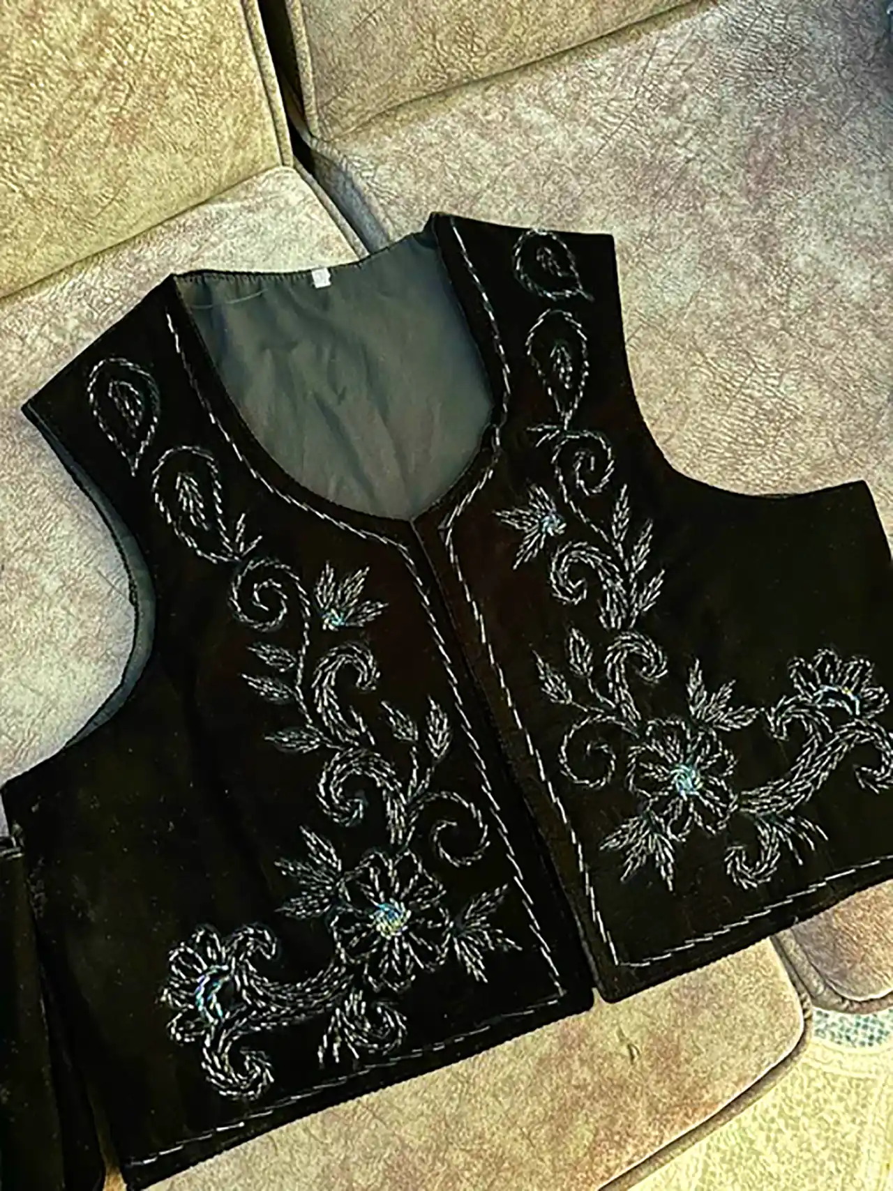 ژیله سوزن دوزی زنانه 