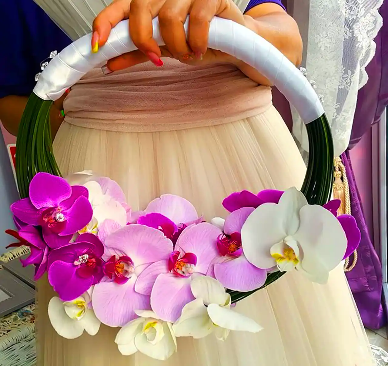 دسته گل حلقه ای عروس
