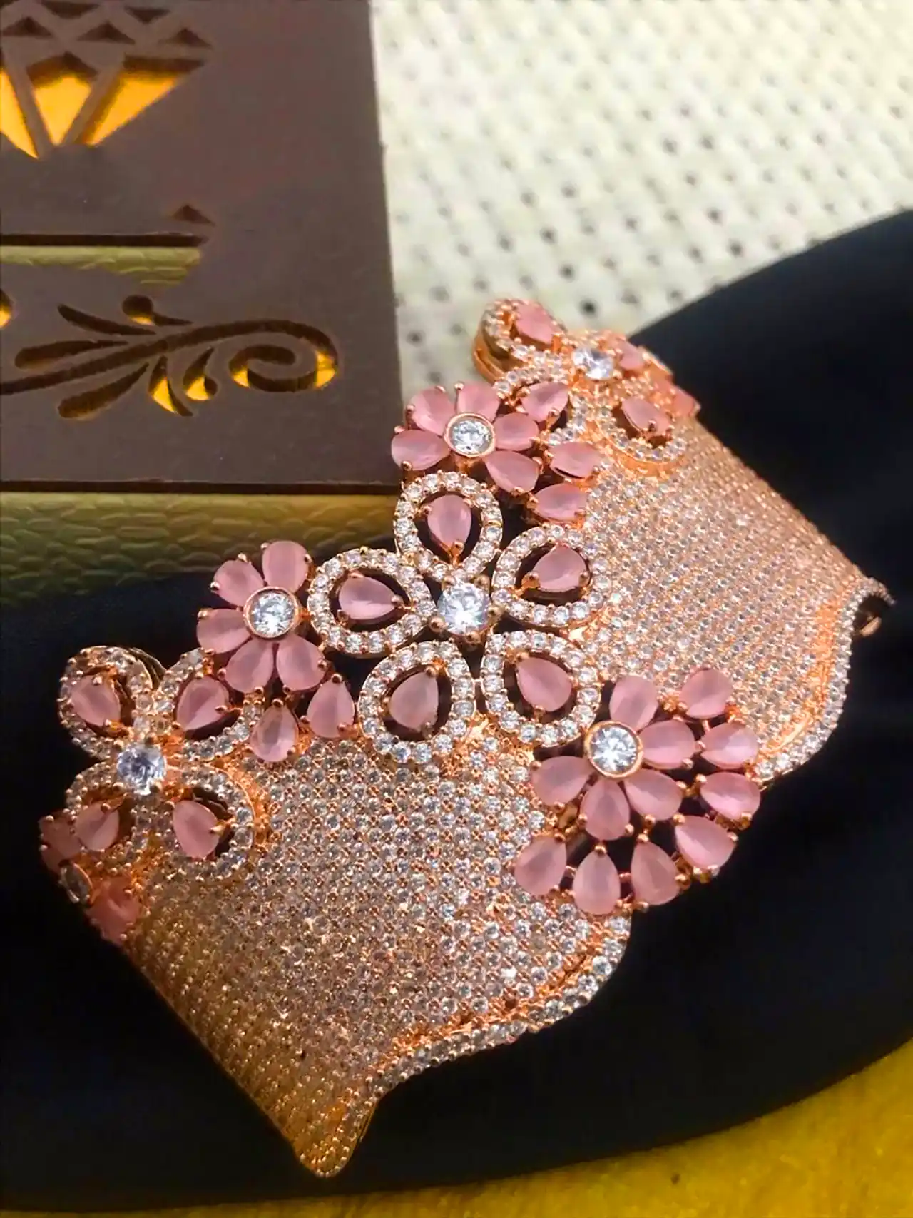 مدل جدید دستبند النگویی جواهری