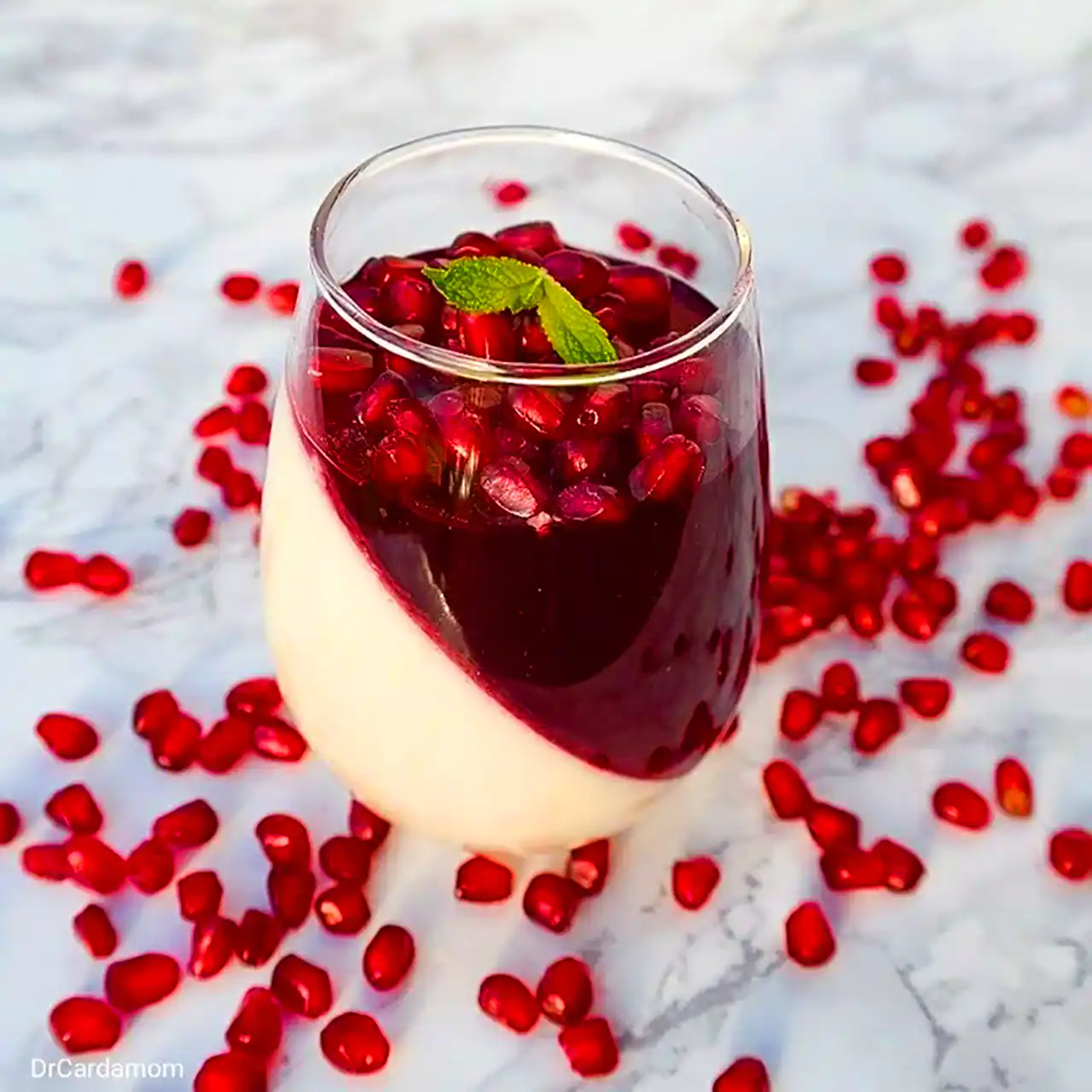 ژله و دسر برای یلدا
