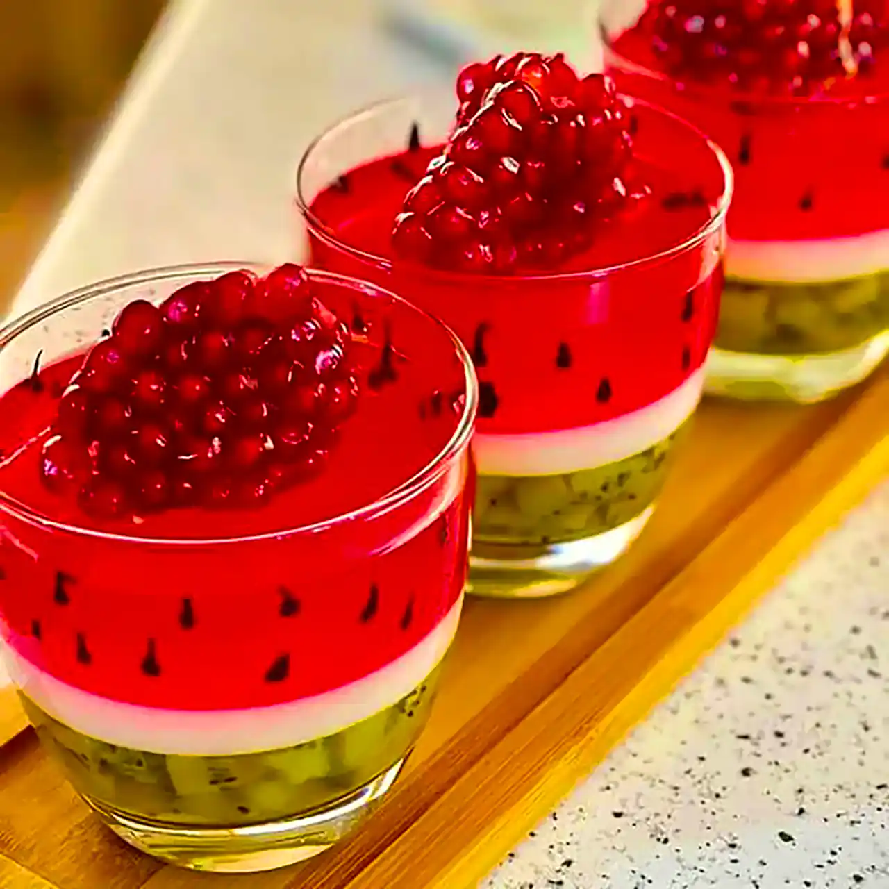 ژله و دسر برای یلدا