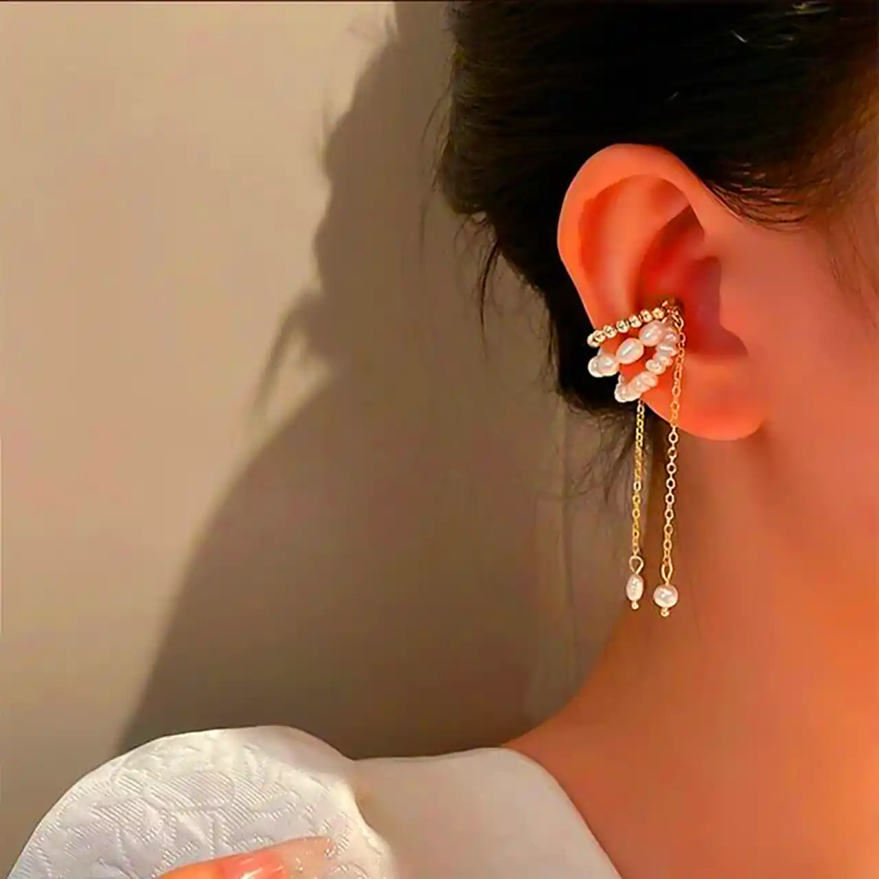 گوشواره آویز پروانه ای ظریف 