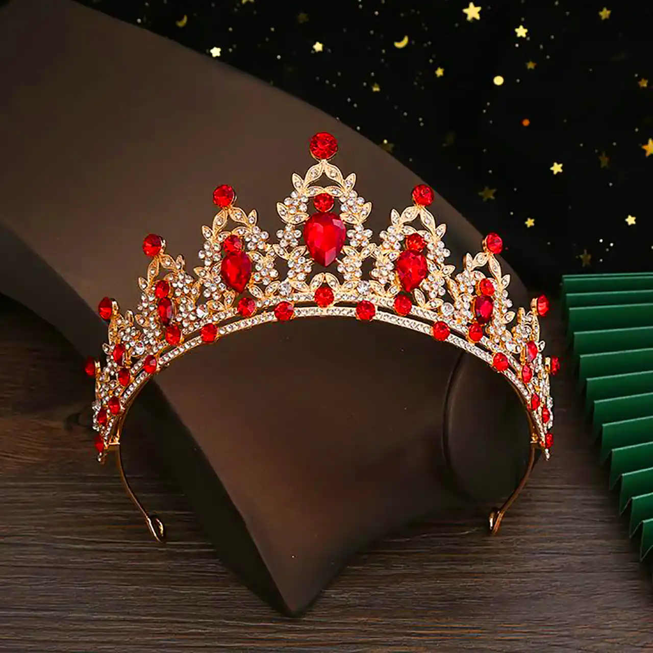 تاج عروس درخشان و خاص