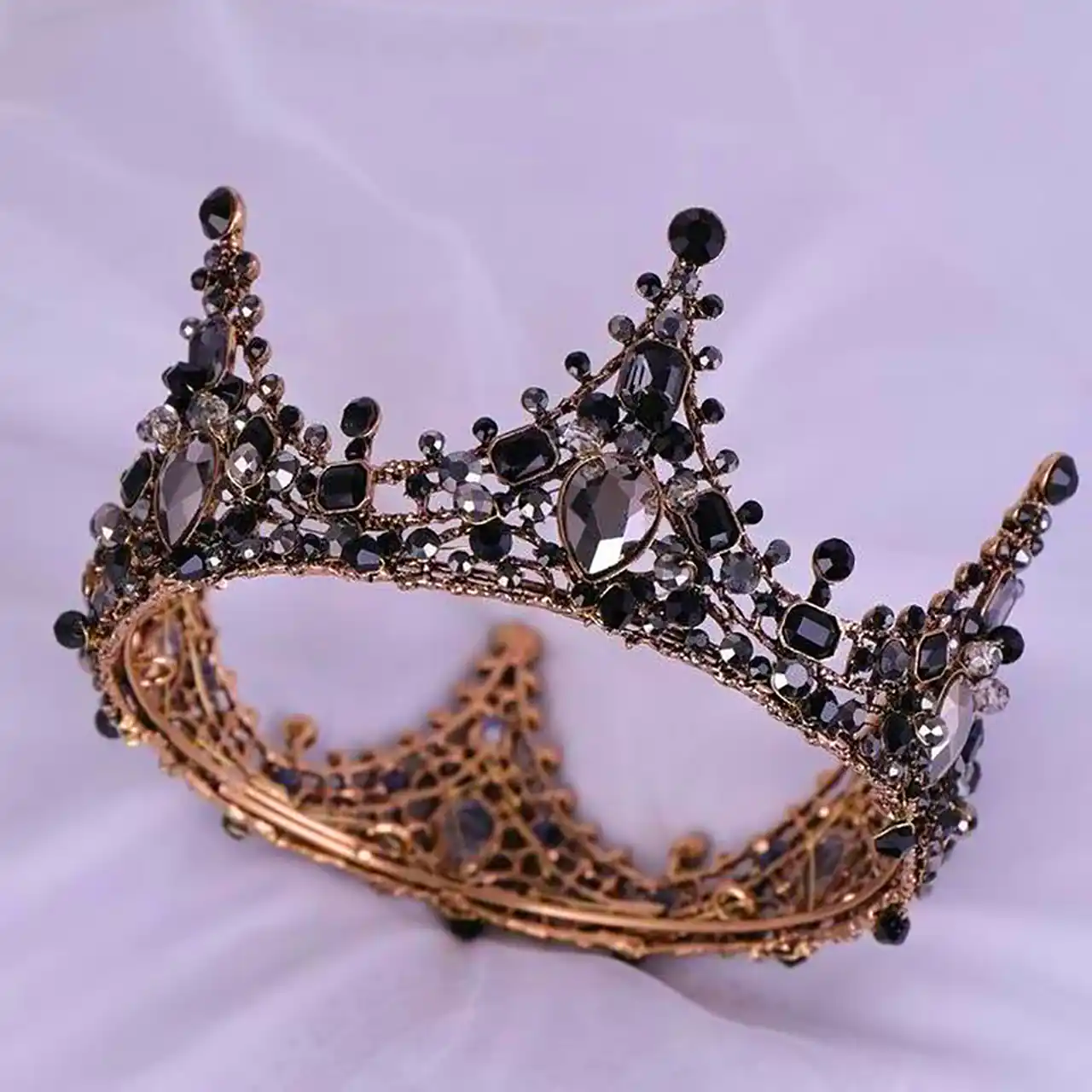 تاج نگین دار خاص زنانه 