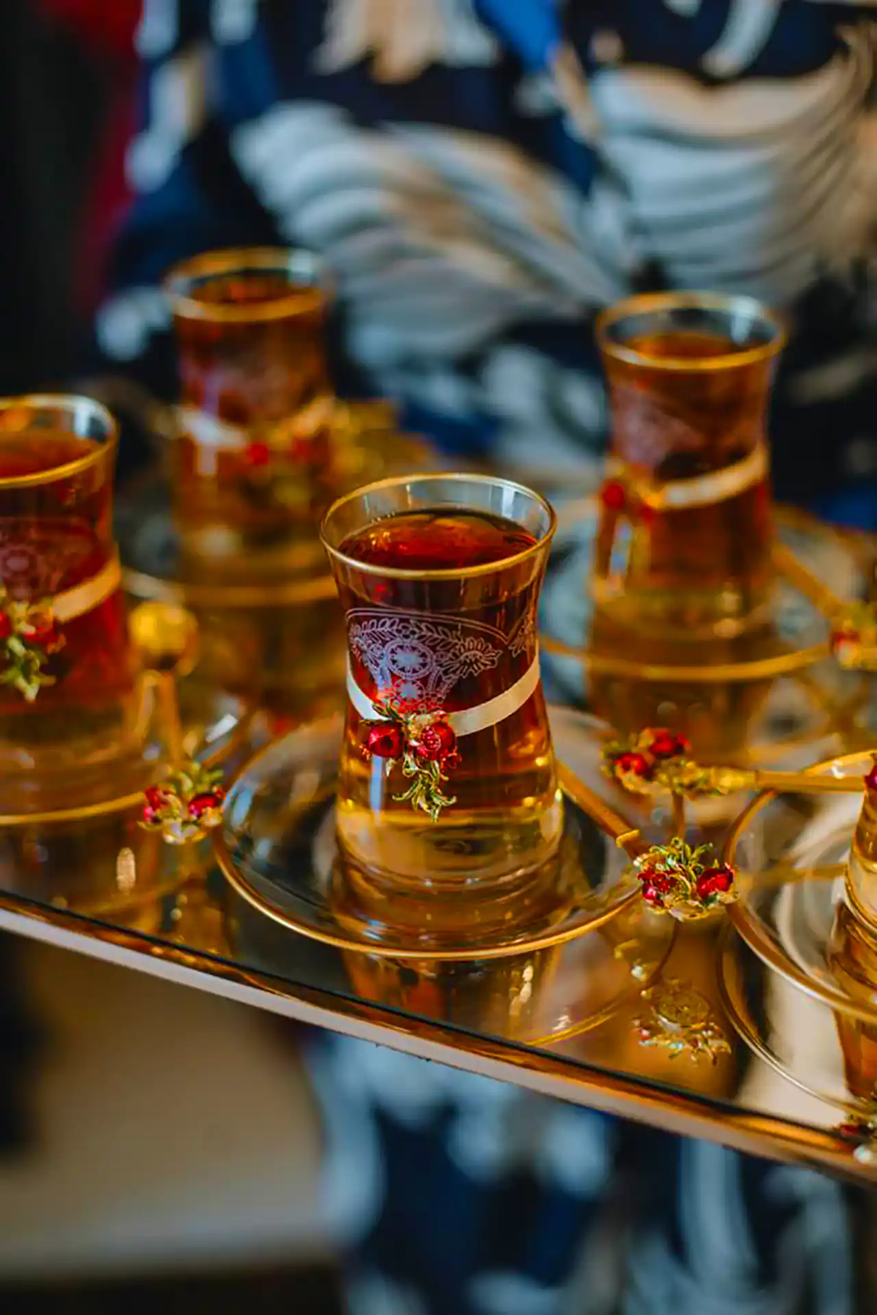 تزئین حرفه ای استکان چای خواستگاری