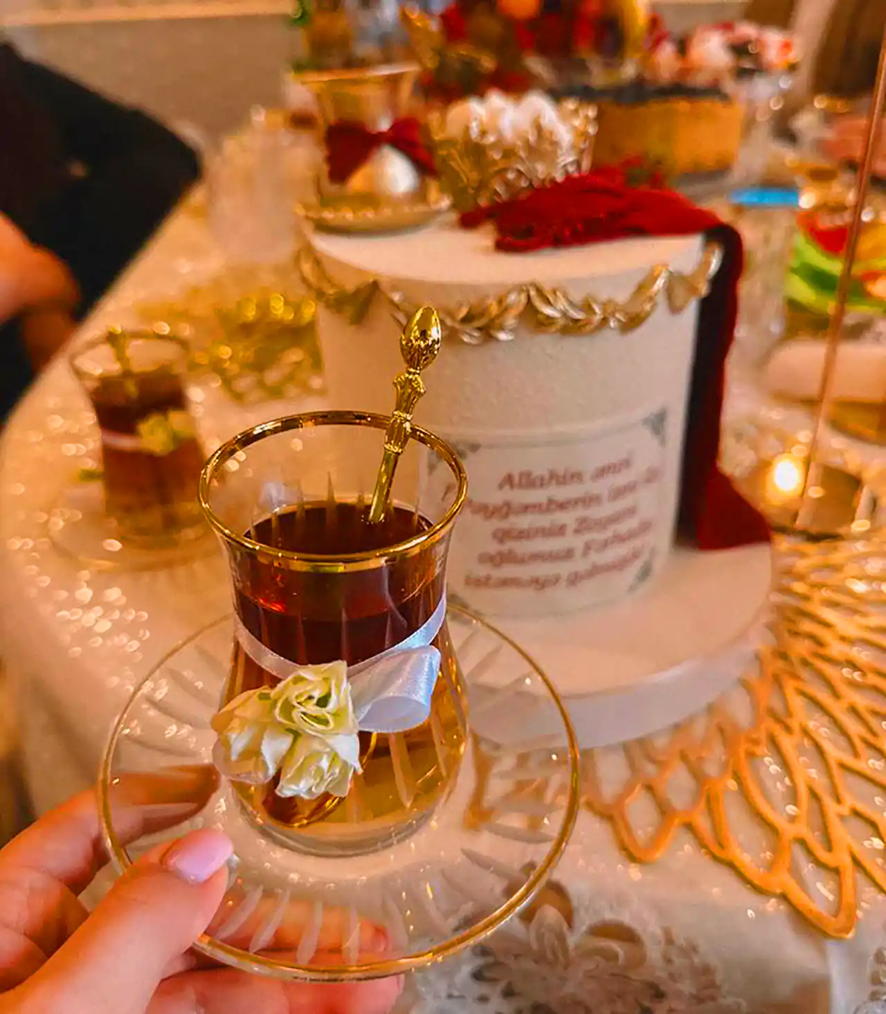 تزئین حرفه ای استکان چای خواستگاری