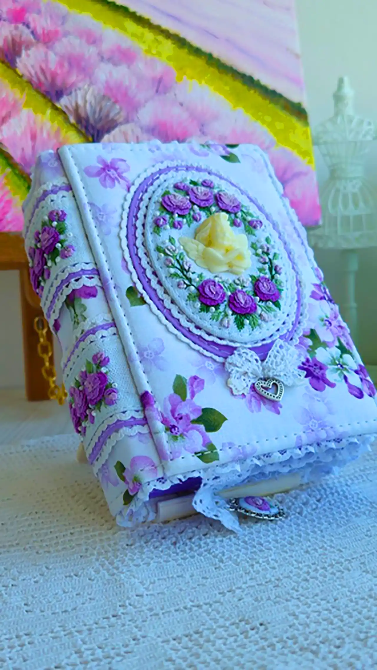 دفترچه خاطرات گلدوزی 
